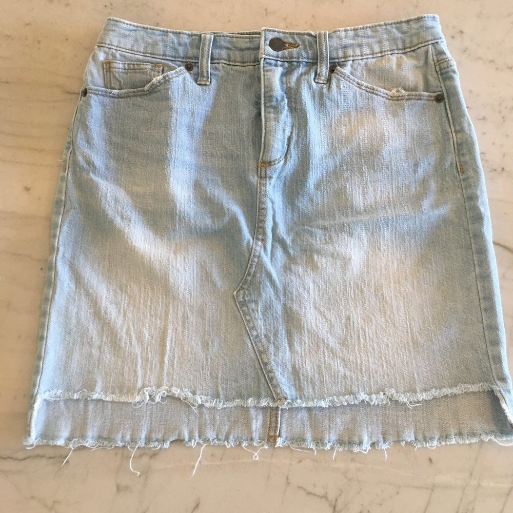 denim skirt, size 6/28